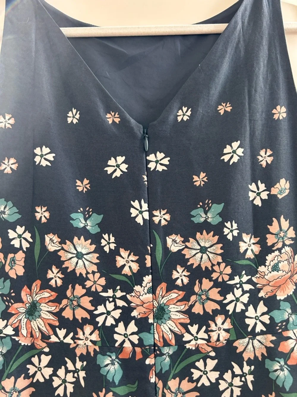 NWT Loft Outlet Blue Floral Sunshine Fit and Flare Boatneck Lined Dress. Midi. - Picture 4 of 7